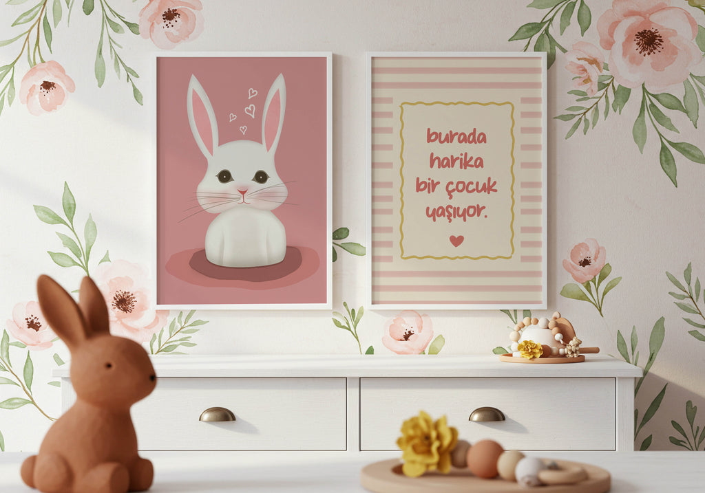 Harika Çocuk ve Tavşan - Çocuk Odası Çerçeveli Poster Seti